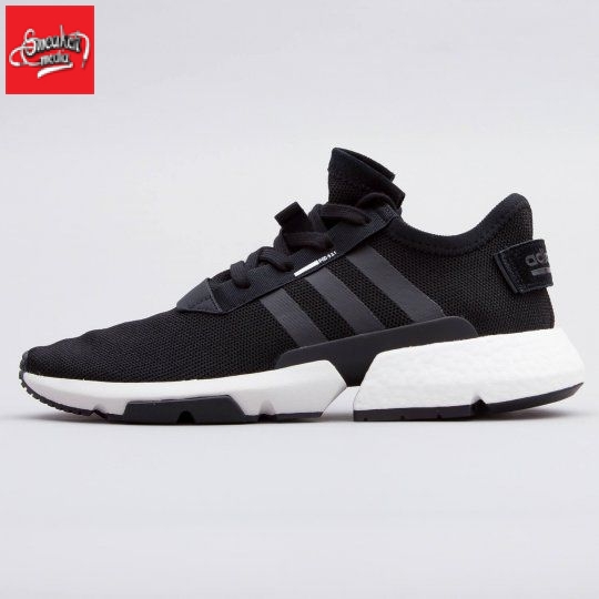 Giày thể thao thời trang hiện đại 2021