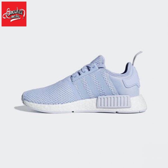 Giày thể thao thời trang hiện đại 2026